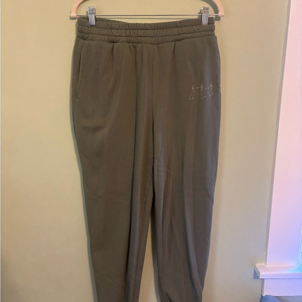 Women’s Olive Green Pants Size M